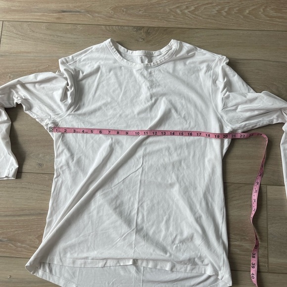Lululemon Classic White Long Sleeve Shirt - Picture 5 of 6